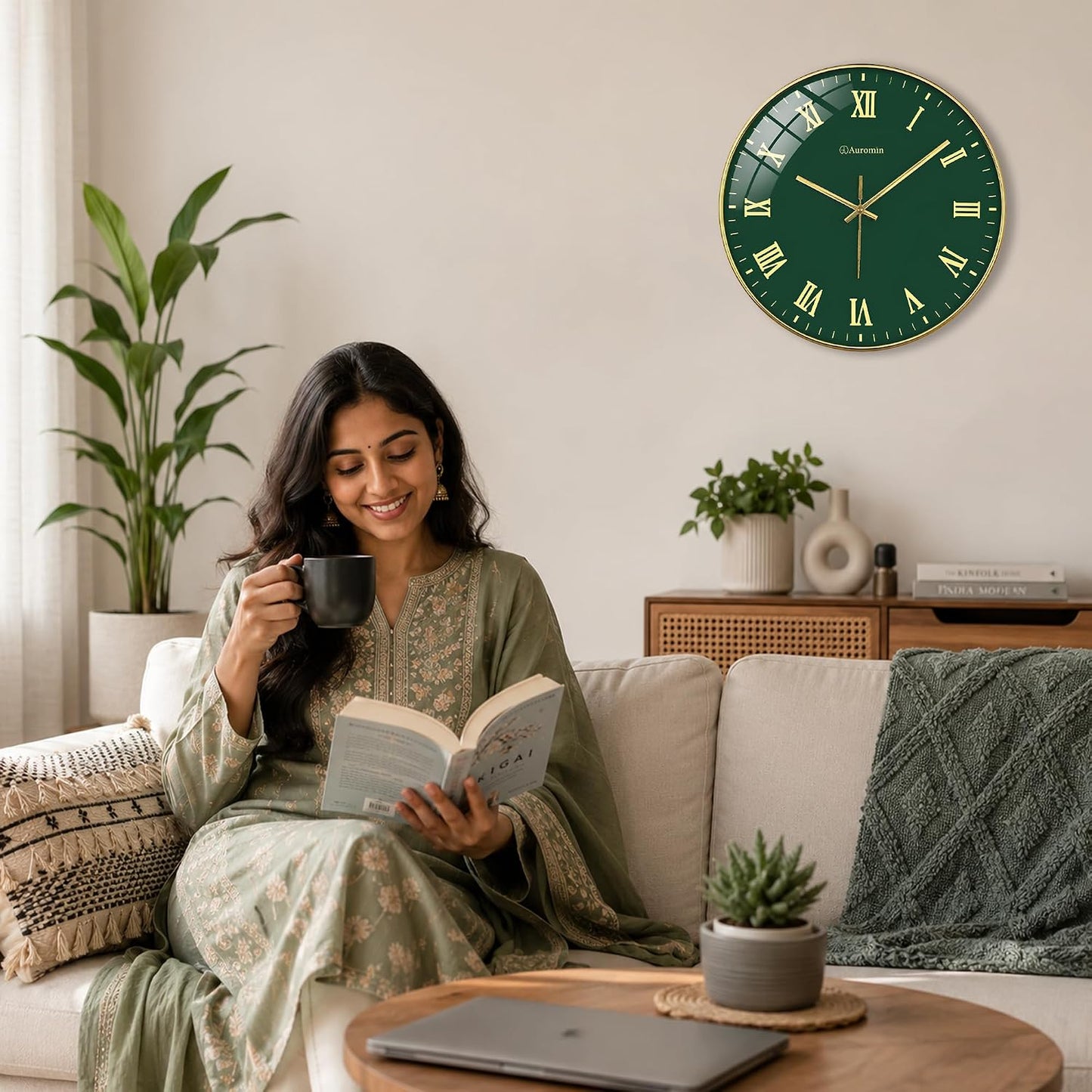 Auromin Modern Stylish Wall Clock